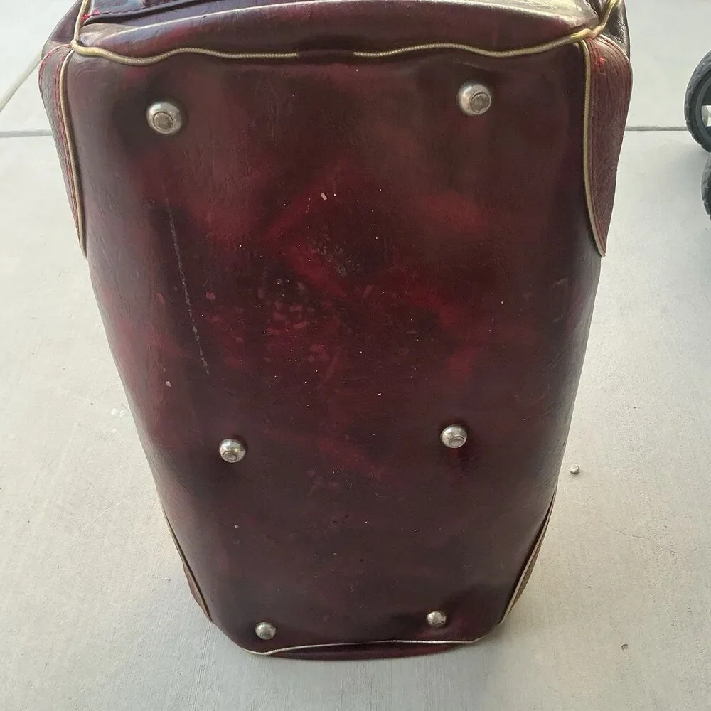 Vintage MacGregor USA Burgundy Sports Duffel Travel Bag Talon Zipper 24” Retro